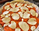 Foto del paso 5 de la receta: Tarta de zapallitos zanahoria y bechamel