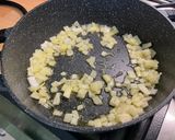 Une image de l'étape 3 de Torsades rouges au lard, petits pois et Boursin®️.