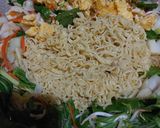 Foto langkah ke 5 dari resep Mie Goreng Sayur.