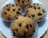 Foto del paso 3 de la receta: Muffins Con Arándanos Y con Chips De Chocolate Estilo Starbucks