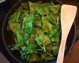 Foto del paso 4 de la receta Orecchiette con espinacas frescas