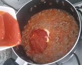 Foto del paso 3 de la receta: Tallarines rojos de carne c/ crema huancaina