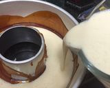 A picture of step 4 of Flan de Queso (Cream Cheese Flan).