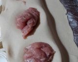 Foto del paso 2 de la receta: Mini pasteles tipo dumplings de cerdo 🐷 y cebolla 🧅