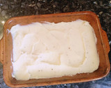 Foto del paso 1 de la receta: Cazuela de puré con huevo y chorizo