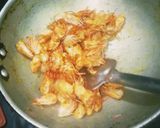 A picture of step 2 of Prawns Head Fry.