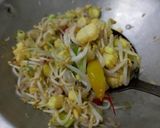 Foto langkah ke 3 dari resep Tumis Taoge dan Baby Corn.
