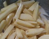A picture of step 2 of Honey Chili Potato.