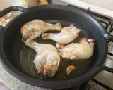 Foto del paso 1 de la receta Potaje de garbanzos con pollo y espinaca