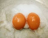 รูปขั้นตอนการทำที่ 1 ของ น้ำพริกไข่(เด็กหอ)