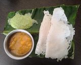 A picture of step 3 of Neer Dosa.
