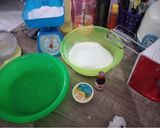 Foto langkah ke 1 dari resep Tiramisu Birthday Cake.