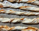 Pizzakrémes csavart rúd recept fázis 4 fotója