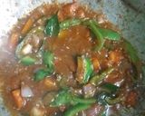 A picture of step 3 of Chinese style chilli chapathi.