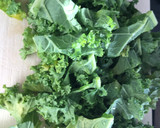 Foto del paso 1 de la receta: Pak choi y kale con aliño japonés