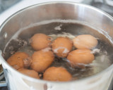 Foto del paso 1 de la receta: Huevos a la gallega