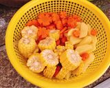 Hình bước làm 1 của món Canh ngũ sắc 🍲
