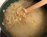 Foto del paso 2 de la receta: Sopa de brotes de lentejas