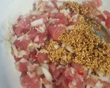 Foto del paso 4 de la receta: Tartar de atún sobre base de guacamole