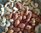 A picture of step 2 of Dates and dryfruits roll.
