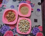 आटा रवा ड्राई फ्रूट्स लड्डू (Aata rava dry fruits laddu recipe in Hindi) रेसिपी चरण 3 फोटो