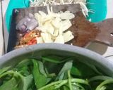 Foto langkah ke 2 dari resep Cah kangkung & toge.