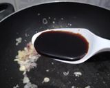 Foto langkah ke 3 dari resep Nasi goreng seafood.