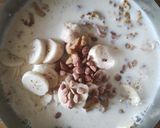 A picture of step 2 of Sattu breakfast.