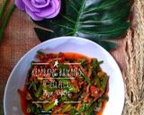 Foto langkah ke 3 dari resep Kembang bawang teri pedas.