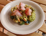 Foto del paso 5 de la receta: Verduras al pesto con panceta curada