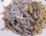 Hình bước làm 1 của món Cá lòng tong và tôm sông kho khô