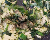 Foto del paso 3 de la receta: Tallarines con salsa de pesto de calabacín y requesón 🍝
