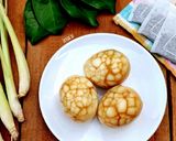 Foto langkah ke 4 dari resep Pindang Telur Retak Seribu.