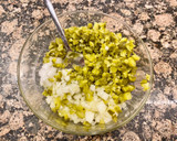 Foto del paso 5 de la receta: Ensalada de patatas, calabacín y atún en escabeche
