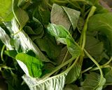 Foto langkah ke 3 dari resep Bening Bayam Wortel Jagung.