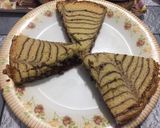 A picture of step 14 of Zebra cake.