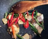 Foto langkah ke 3 dari resep Oseng tempe daun puthut.