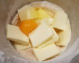 Foto del passaggio 3 della ricetta Biscotti albero di Natale alle nocciole