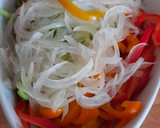 Foto del paso 1 de la receta: Ensalada Mix Pimientos