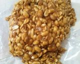 શીંગદાણા ની ચીકી(Peanut Chiki Recipe In Gujarati) રેસીપી સ્ટેપ3ફોટો
