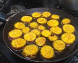 बेगुन भाजा (Begun bhaja recipe in Hindi) रेसिपी चरण 4 फोटो