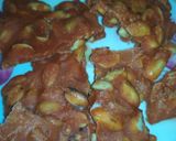 A picture of step 5 of Peanut chikki.