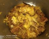 A picture of step 4 of Shaljam gosht.