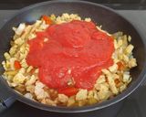 Foto del paso 3 de la receta: Berenjenas rellenas vegetarianas exprés con soja texturizada