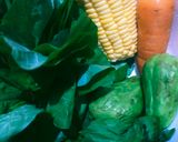 Foto langkah ke 2 dari resep 539. Sayur Bening Bayam Hijau, Wortel, Labu Siam, Jagung.