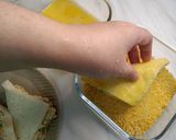 Foto langkah ke 13 dari resep Roti Goreng Sosis Rogut Keju.