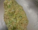 A picture of step 3 of Chatpate rice bhujiya mint flavour.