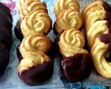 Foto del passaggio 2 della ricetta Biscotti al cioccolato