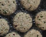 A picture of step 3 of Makhana tikki.