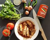 A picture of step 1 of Tinned Pilchard Fish "Rougaille".